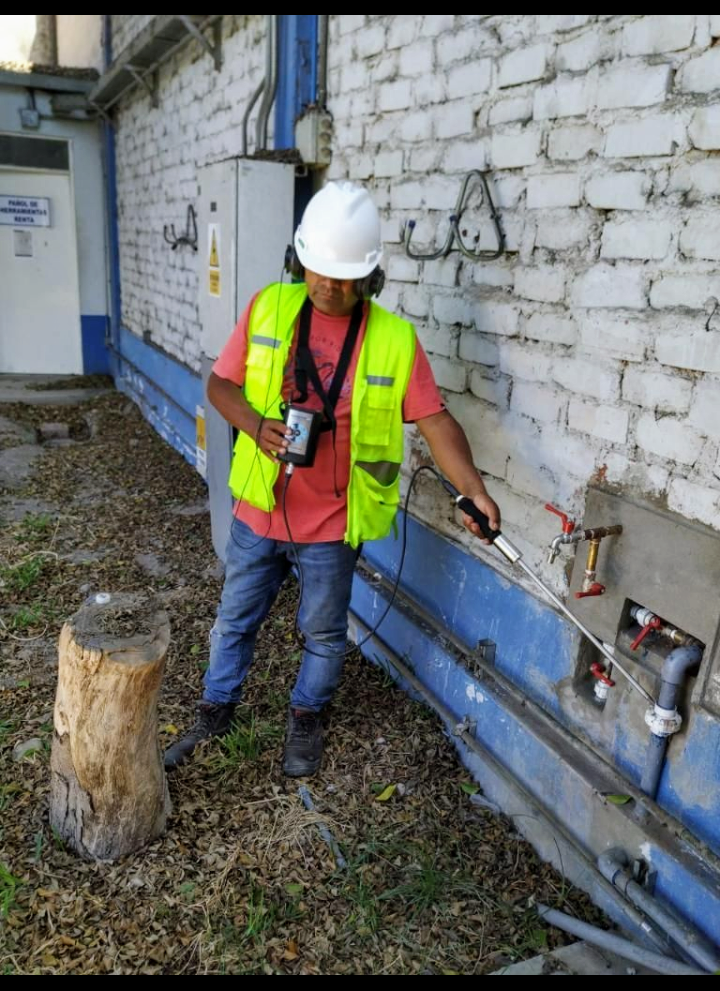 DETECCIONES DE FUGAS DE AGUA CON GEOFONO PARA FABRICAS EN ANCON 923234029 